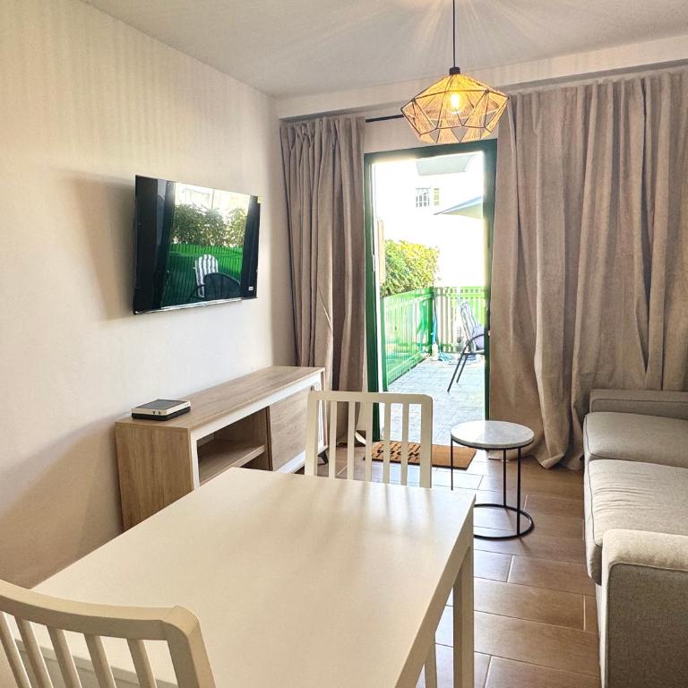 Que Chido - One-Bedroom Apartment - 11