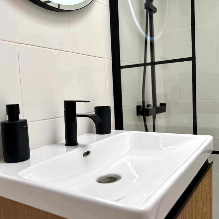 Que Chido - One-Bedroom Apartment - 5