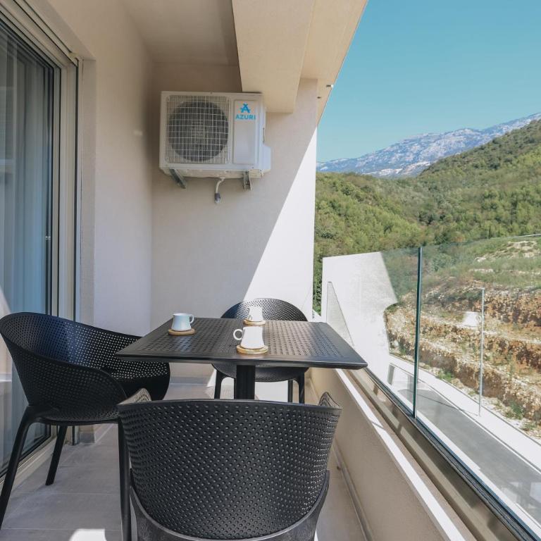 Status-M Apartments 180 - Two-Bedroom Apartment - 5