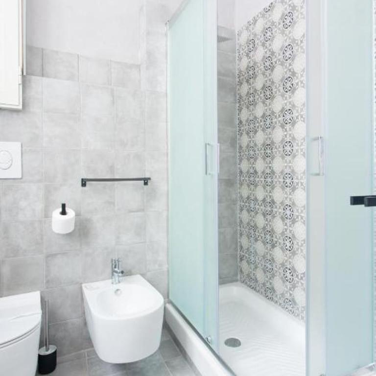 Carafa Palace By Dimorra - Four-Bedroom Luxury Apartment - 36