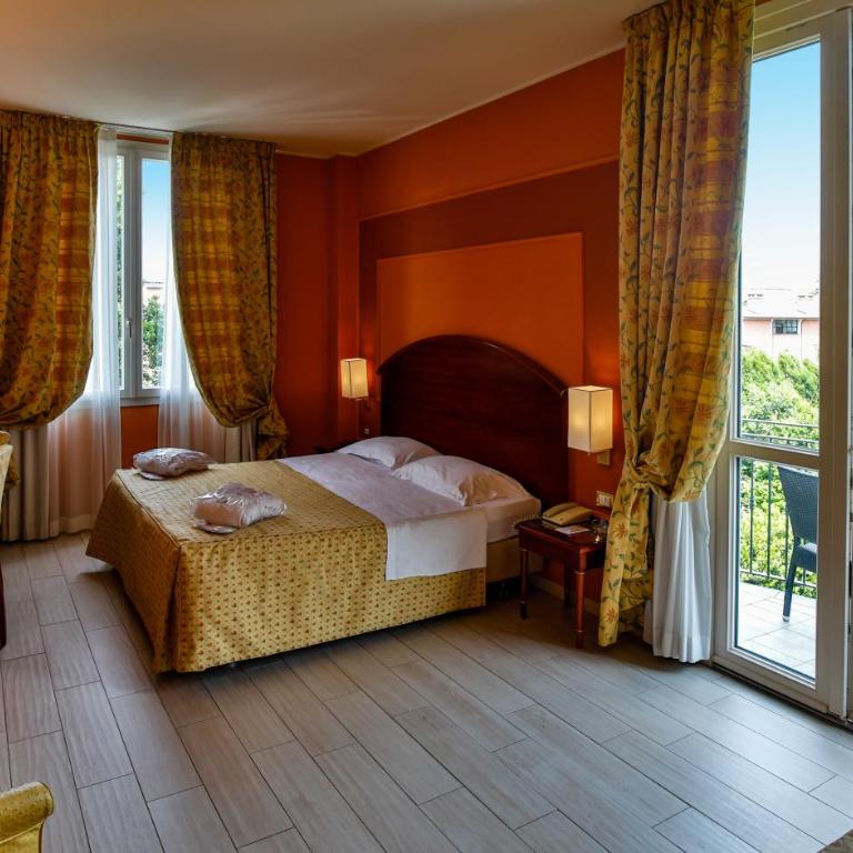 Savoia Hotel Regency - Camera Familiare (2 Adulti + 2 Bambini) - 3