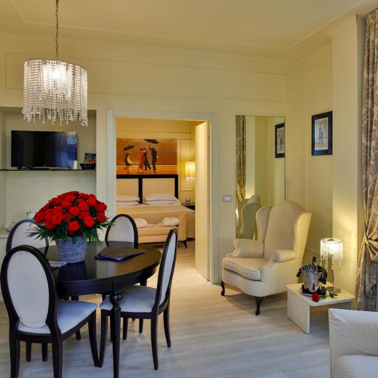 Savoia Hotel Regency - Suite con Balcone - 11