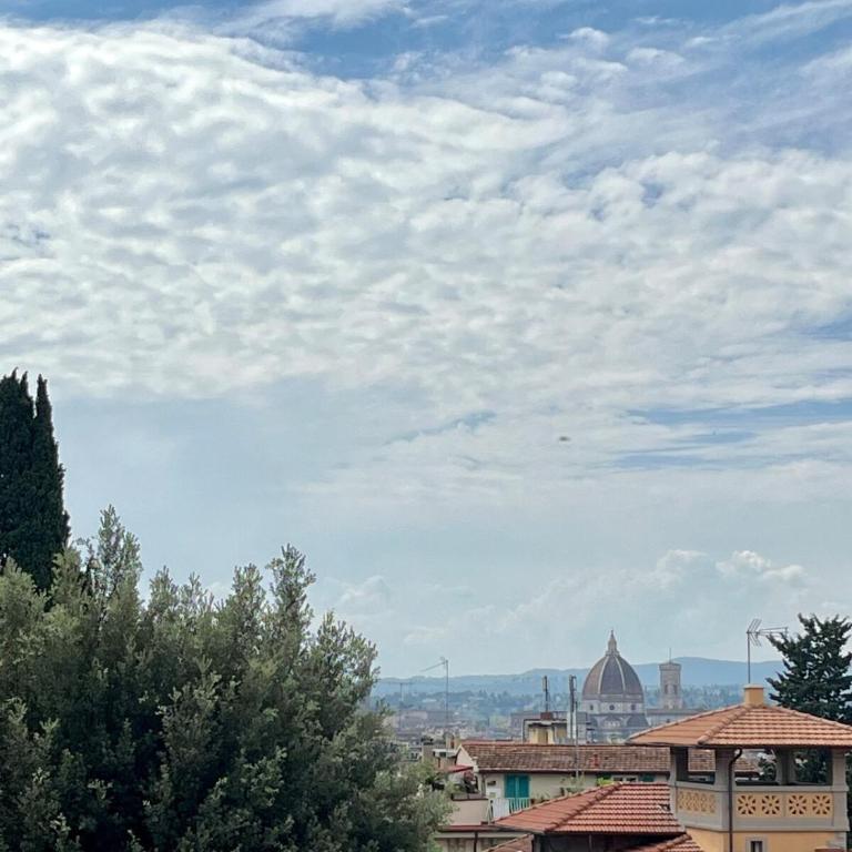 Charming Hilltop 80m apartment close to center and EUI - Appartamento con 2 Camere da Letto - 5