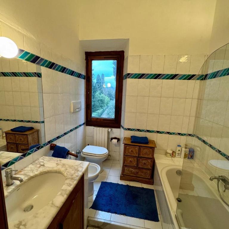 Charming Hilltop 80m apartment close to center and EUI - Appartamento con 2 Camere da Letto - 7