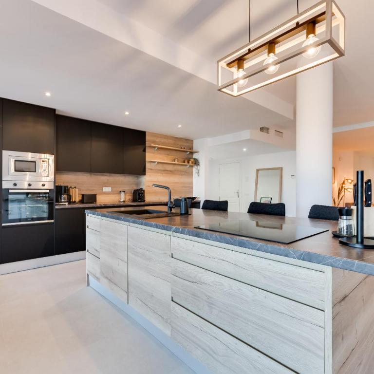 Puerto la Duquesa Manilva - Apartamento de 2 dormitorios con vistas al jardín - 9