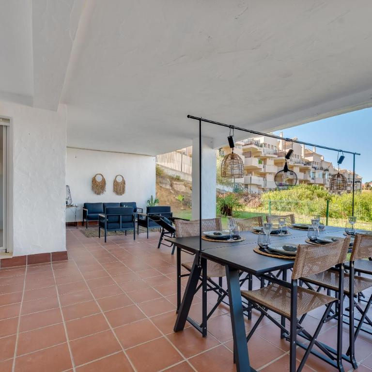 Puerto la Duquesa Manilva - Apartamento de 2 dormitorios con vistas al jardín - 31