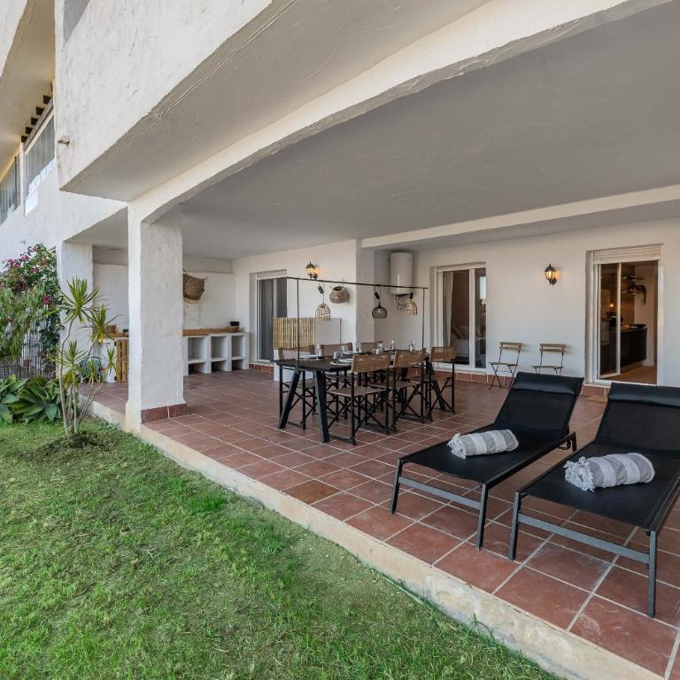 Puerto la Duquesa Manilva - Apartamento de 2 dormitorios con vistas al jardín - 44