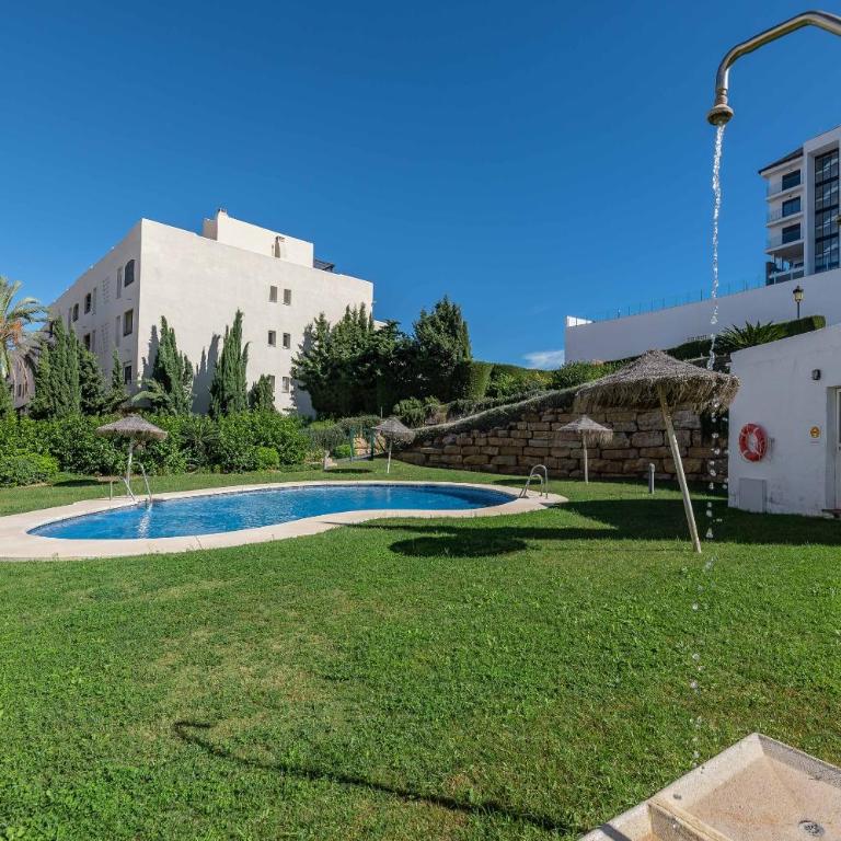 Puerto la Duquesa Manilva - Apartamento de 2 dormitorios con vistas al jardín - 52