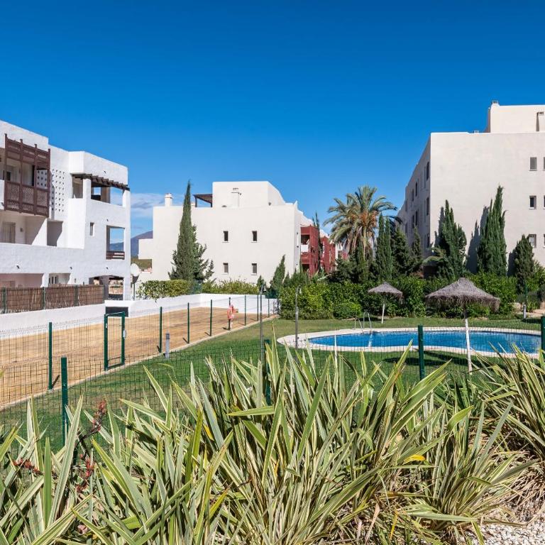 Puerto la Duquesa Manilva - Apartamento de 2 dormitorios con vistas al jardín - 57