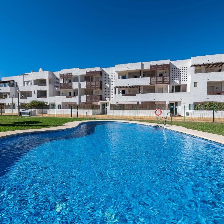 Puerto la Duquesa Manilva - Apartamento de 2 dormitorios con vistas al jardín - 56