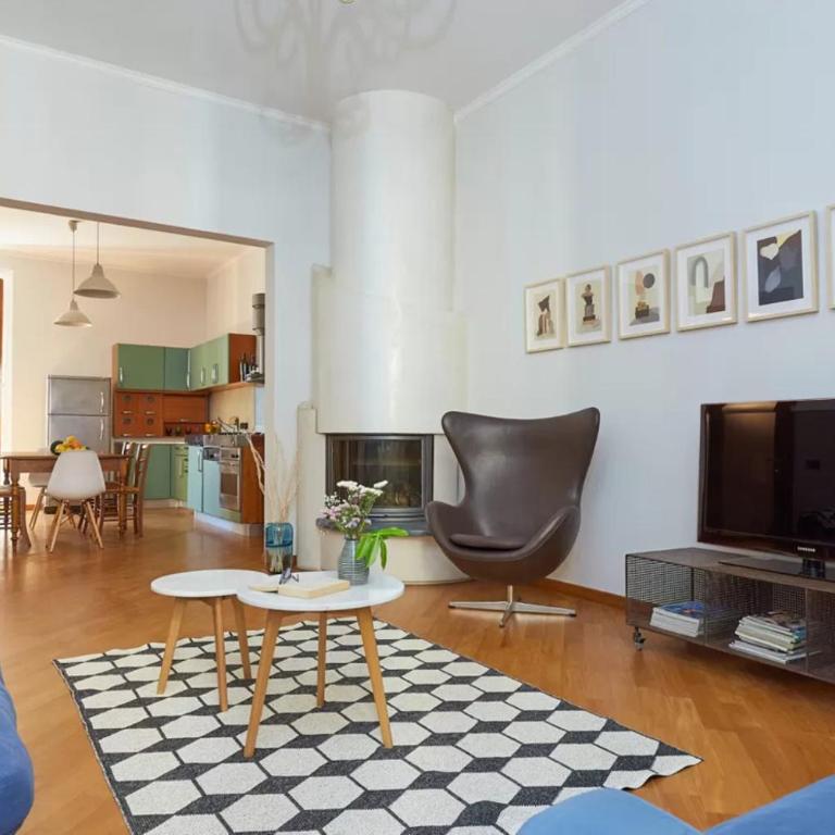 Casa Cosi - Castagno - Appartamento con 3 Camere da Letto e con Balcone - 1
