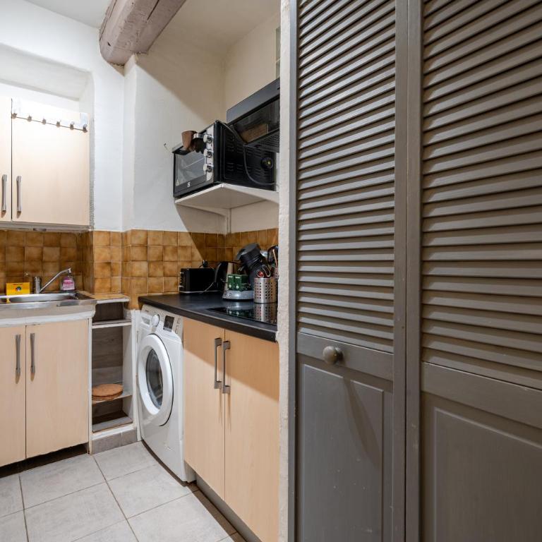 Vieux-Nice 2P climatisé Balcon - Appartement 2 Chambres - 7