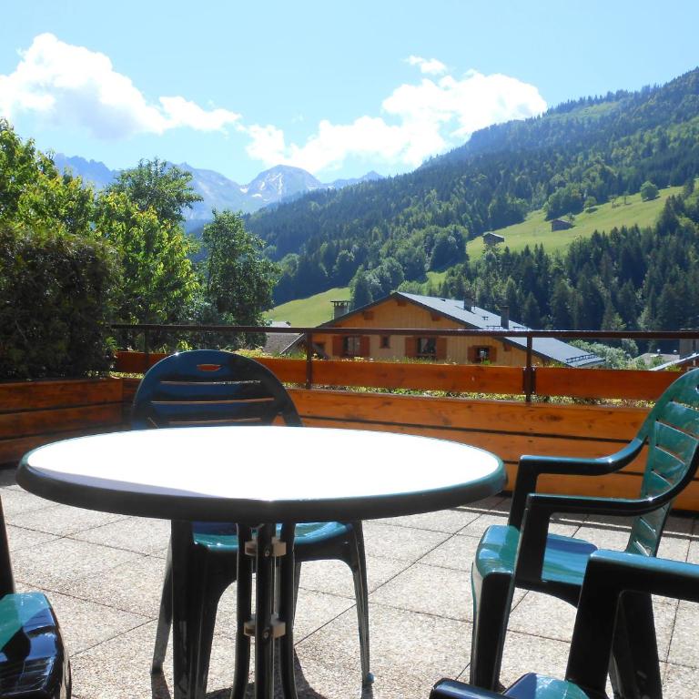 Studio cosy avec terrasse au centre du Grand-Bornand, proche des pistes et commerces - FR-1-467-83 - Apartment - 4
