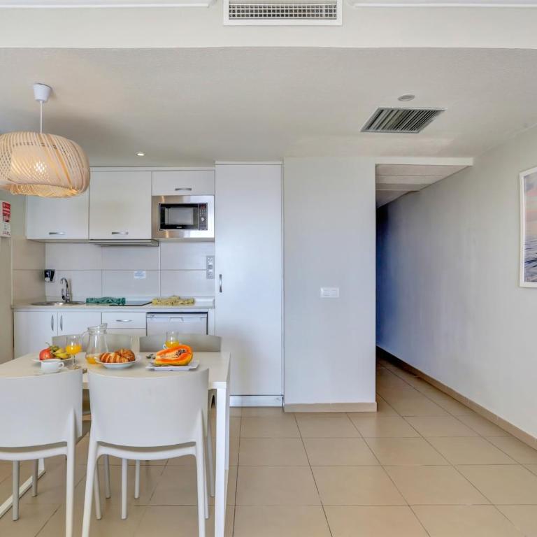 Playa Flamingo Margarita - One-Bedroom Apartment - 11