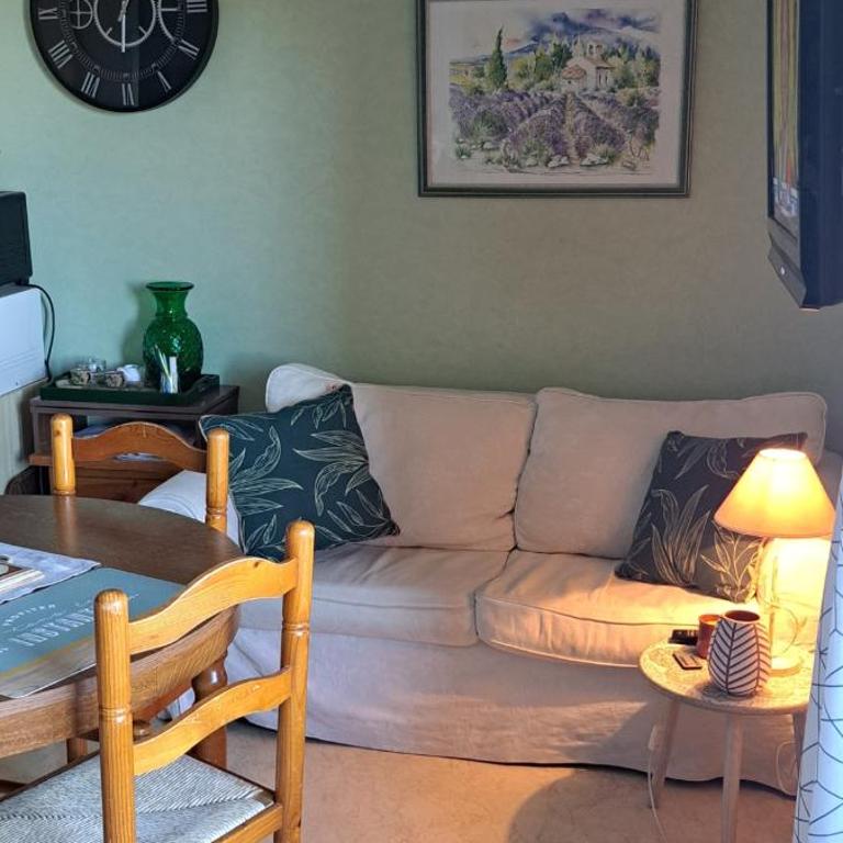 Studio Phannie libre 27septembre au 23 octobre base idéale cure à 50m parking Wi-Fi - Apartment mit 1 Schlafzimmer - 6