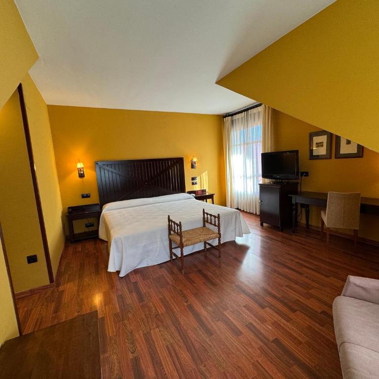 Hotel Cotiella - Camera Matrimoniale Comfort - 3