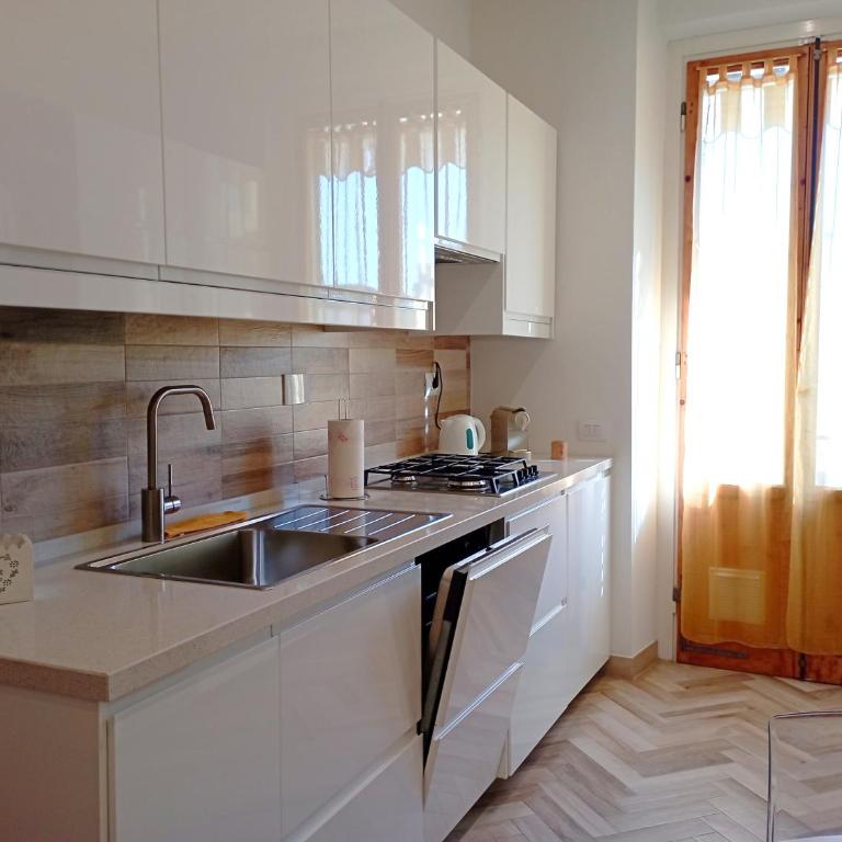 Casa Maki Firenze - Two-Bedroom Standard Apartment - 12