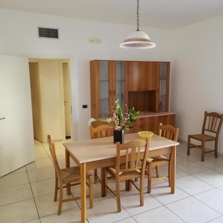 Appartamenti Vacanze Mare - Appartamento Standard con 2 Camere da Letto - 12