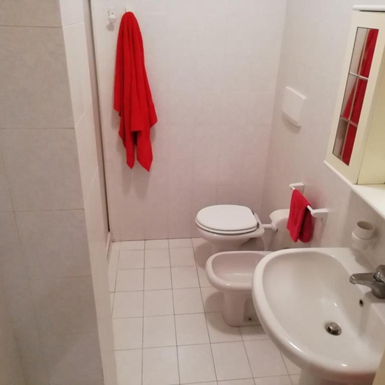 Appartamenti Vacanze Mare - Appartamento Standard con 2 Camere da Letto - 3