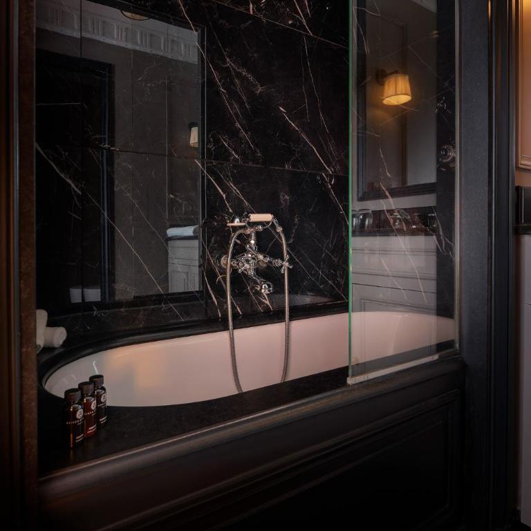 Maison Athénée - Chambre Double Deluxe - 8