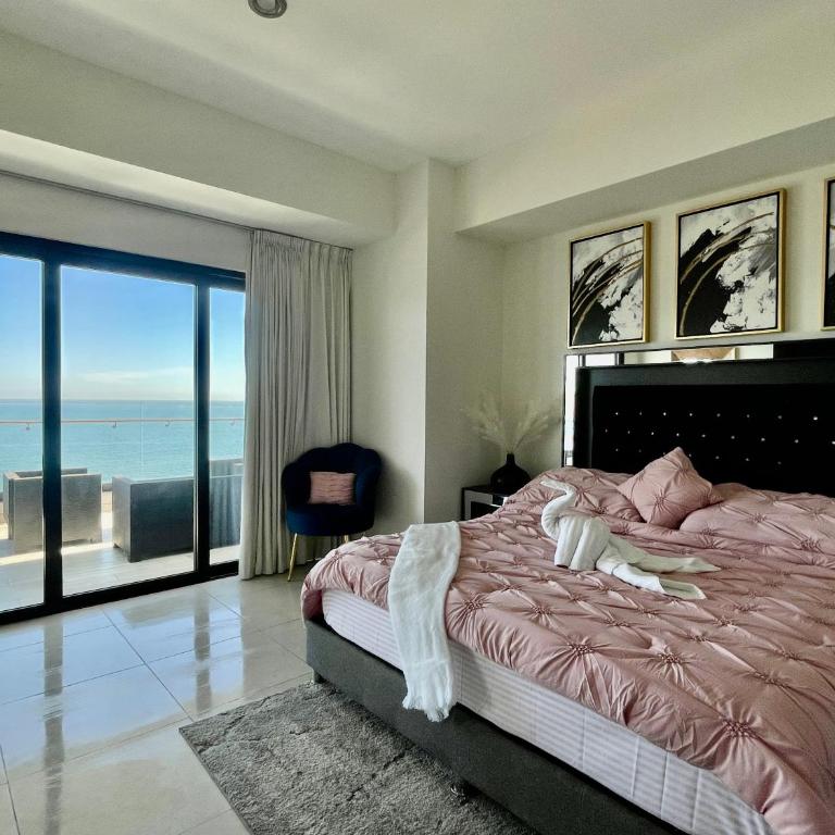Sunset Malecón View - Two-Bedroom Apartment - 8