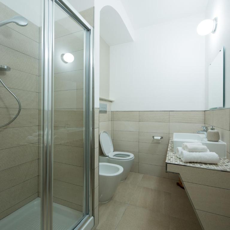 B&B Belvedere - Camera Matrimoniale con Letto Supplementare - 4