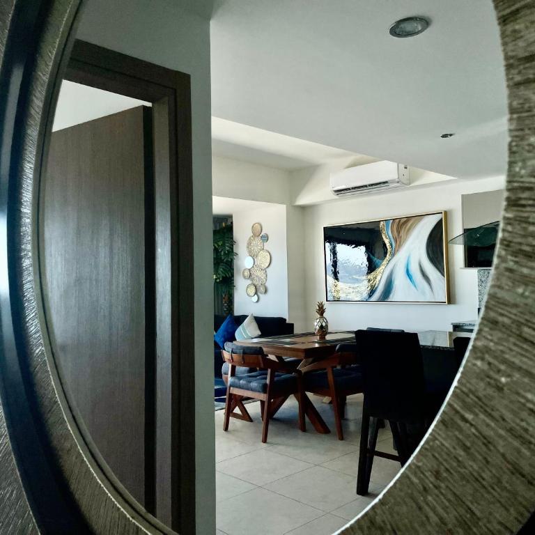 Sunset Malecón View - Two-Bedroom Apartment - 18