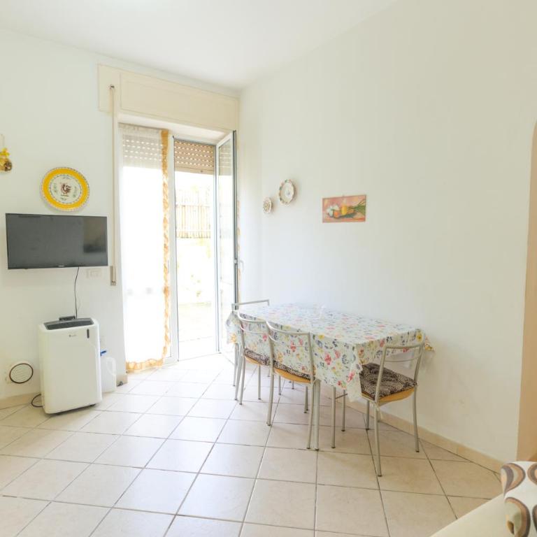 Appartamenti Vacanze Roberta - Appartamento con 2 Camere da Letto - 1
