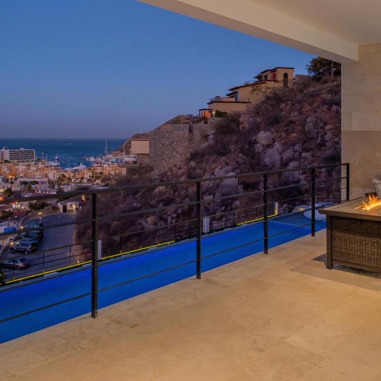 Montemar Luxury Hotel Residences at Pedregal Unit 503 by Cabo Villas - Villa con piscina privada - 1