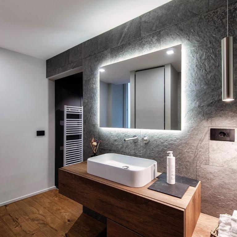 Hidden Lodge - by MyHomeInComo - Appartamento con 1 Camera da Letto - 17