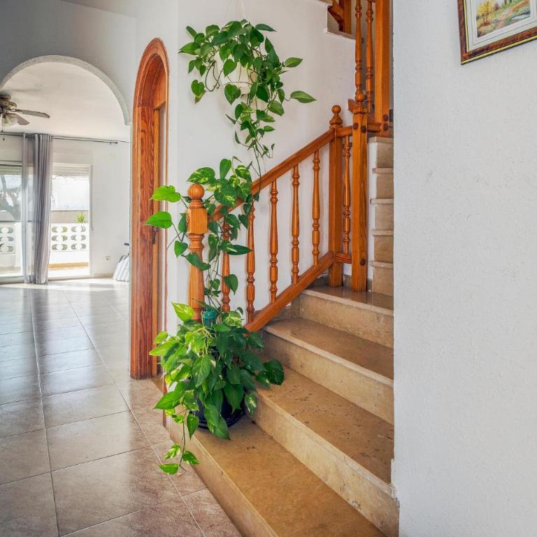 Amazing Home In Vinaroz - Three-Bedroom Vacation Home - 7