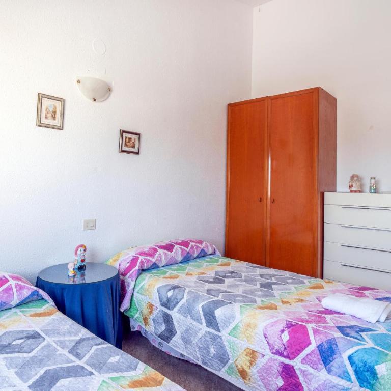 Amazing Home In Vinaroz - Three-Bedroom Vacation Home - 11