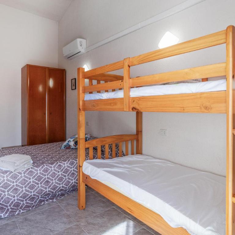 Amazing Home In Vinaroz - Three-Bedroom Vacation Home - 8