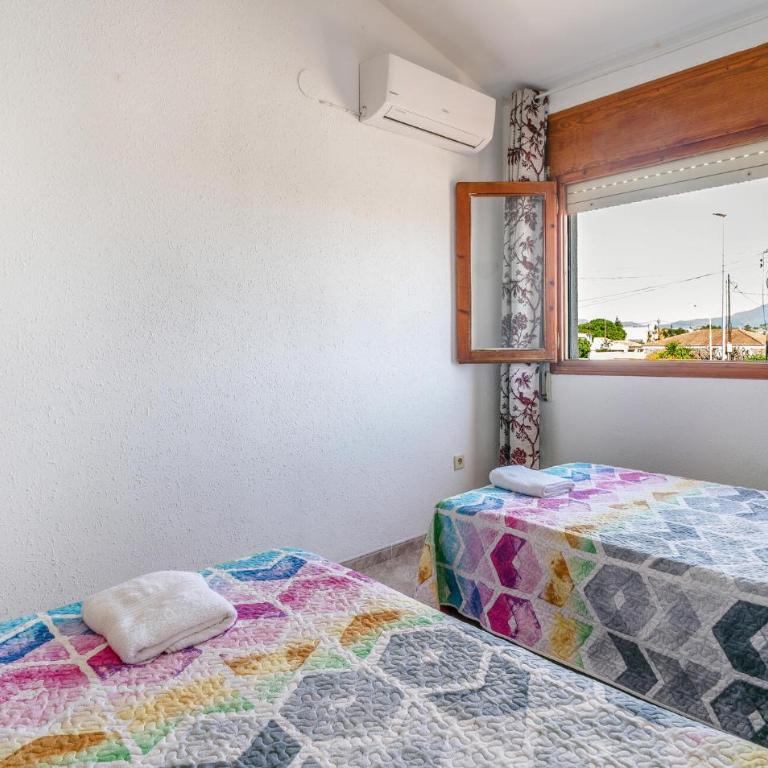 Amazing Home In Vinaroz - Three-Bedroom Vacation Home - 10