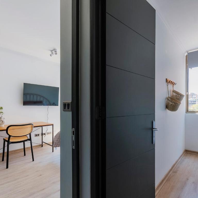 Diego de Velasquez Apartments by Mr BnB - Two-Bedroom Apartment - 9