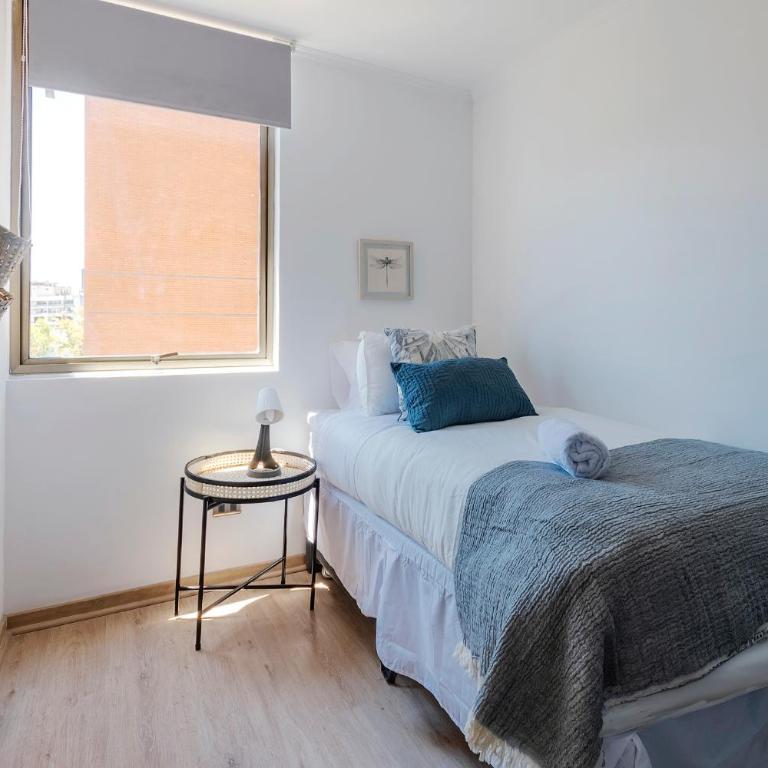Diego de Velasquez Apartments by Mr BnB - Two-Bedroom Apartment - 10
