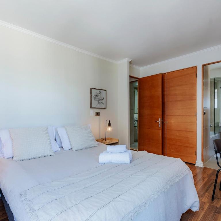 Diego de Velasquez Apartments by Mr BnB - Two-Bedroom Apartment - 13