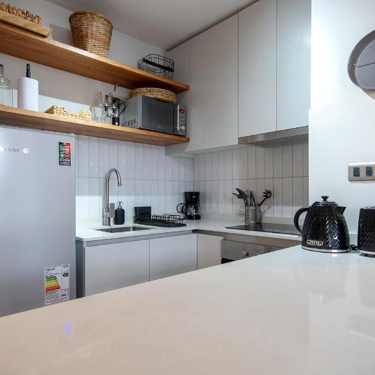 Diego de Velasquez Apartments by Mr BnB - Two-Bedroom Apartment - 22