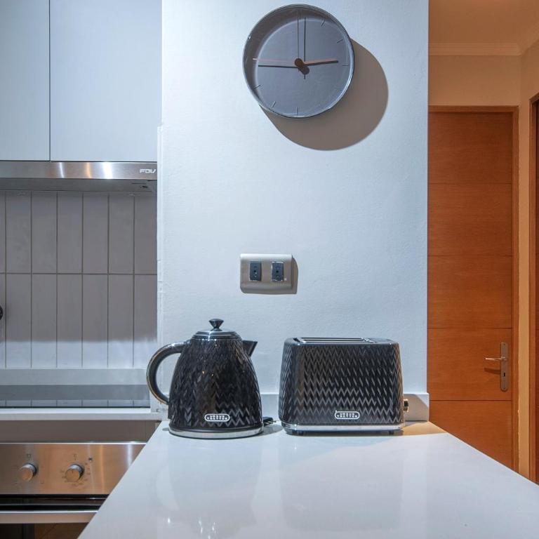 Diego de Velasquez Apartments by Mr BnB - Two-Bedroom Apartment - 23