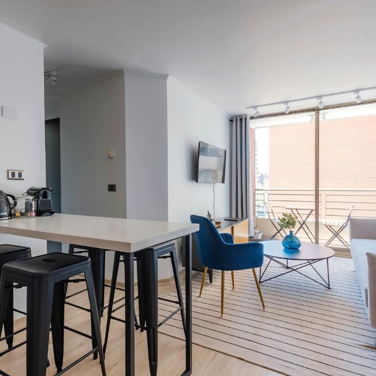 Diego de Velasquez Apartments by Mr BnB - Two-Bedroom Apartment - 1