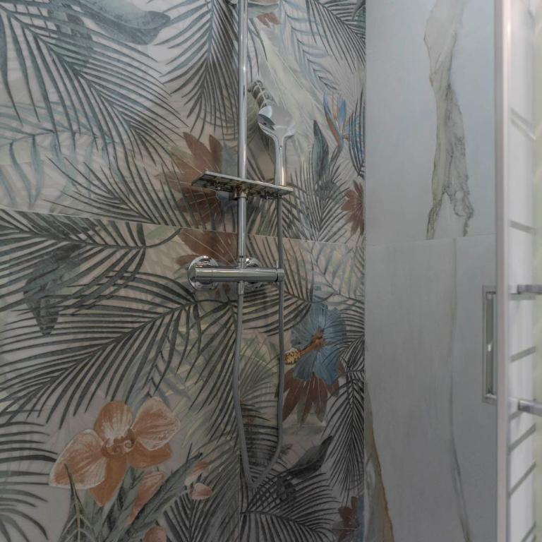 Fioravanti Apartments - San Luca Suite & Genesis House, A pochi passi dalla stazione, vicino al cuore di Bologna - Camera Matrimoniale con Bagno Privato - 22