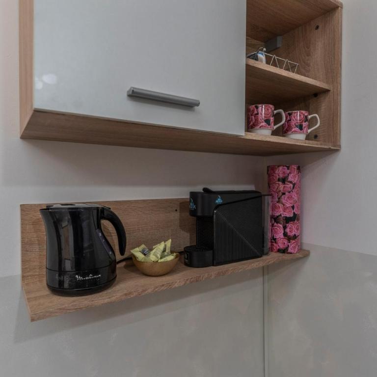 Fioravanti Apartments - San Luca Suite & Genesis House, A pochi passi dalla stazione, vicino al cuore di Bologna - Camera Matrimoniale con Bagno Privato - 35