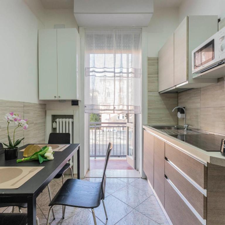 Fioravanti Apartments - San Luca Suite & Genesis House, A pochi passi dalla stazione, vicino al cuore di Bologna - Appartamento Deluxe con 2 Camere da Letto e Balcone - 43