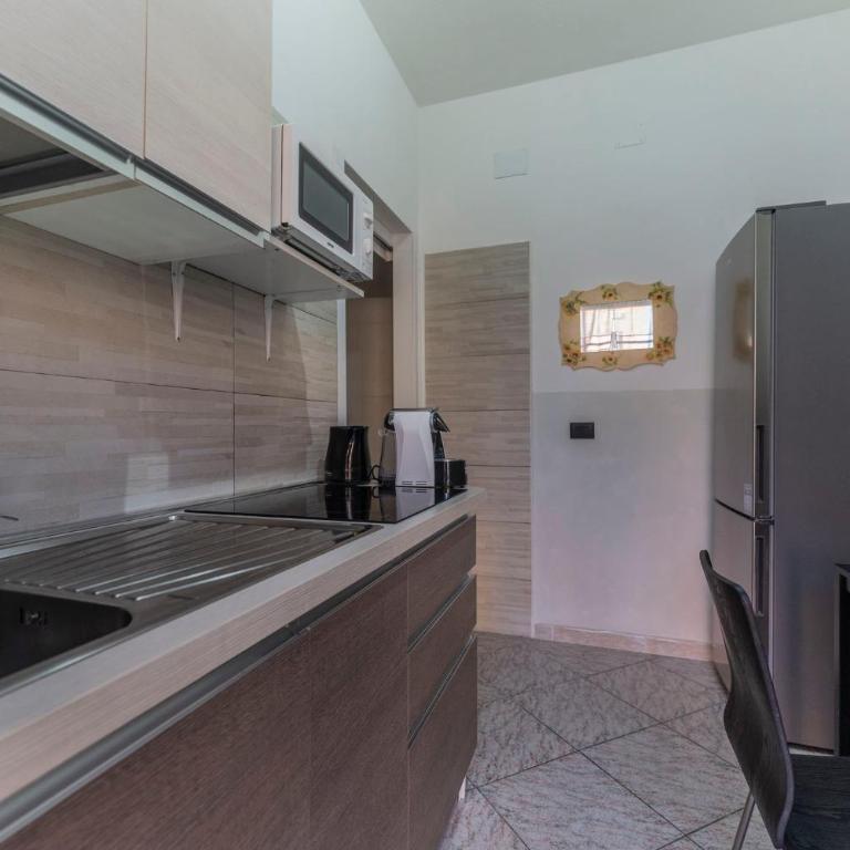 Fioravanti Apartments - San Luca Suite & Genesis House, A pochi passi dalla stazione, vicino al cuore di Bologna - Appartamento Deluxe con 2 Camere da Letto e Balcone - 48