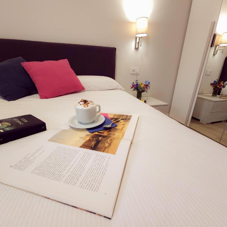 Piol Guest House - Ampia Camera Matrimoniale - 12