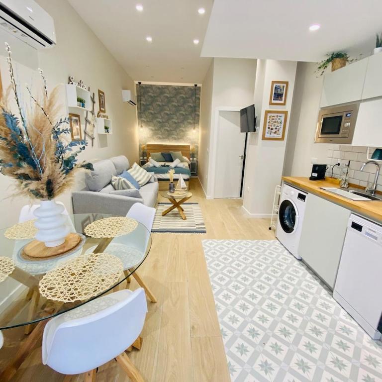 Beautiful modern loft 1km from the sea in Valencia - Apartamento de 2 dormitorios - 1