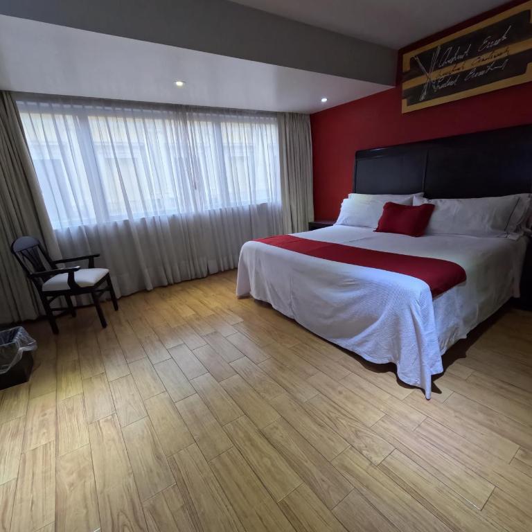 Roma Guadalajara in downtown - Deluxe Double Room - 3