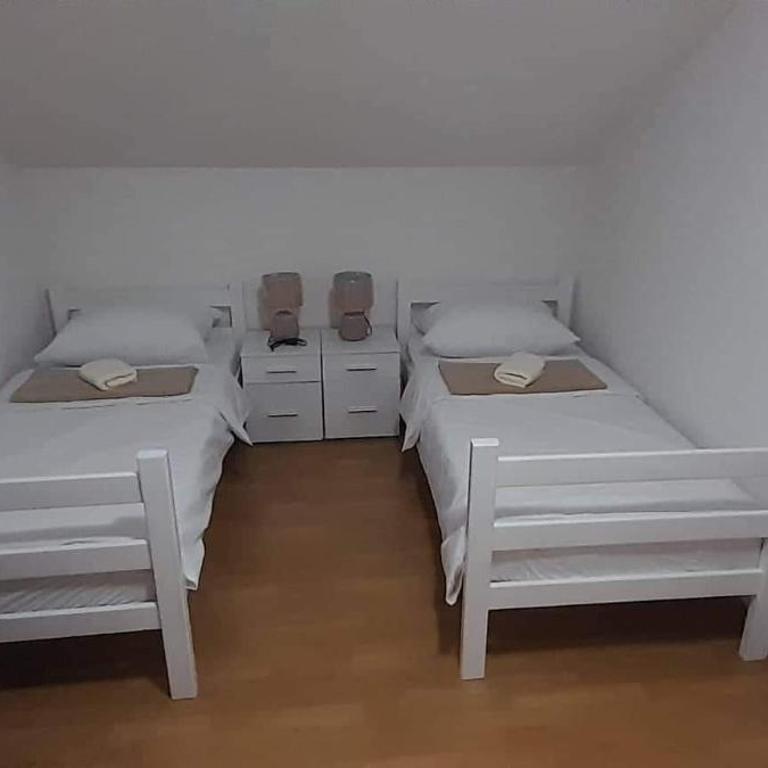 Villa Aida - Villa - 11