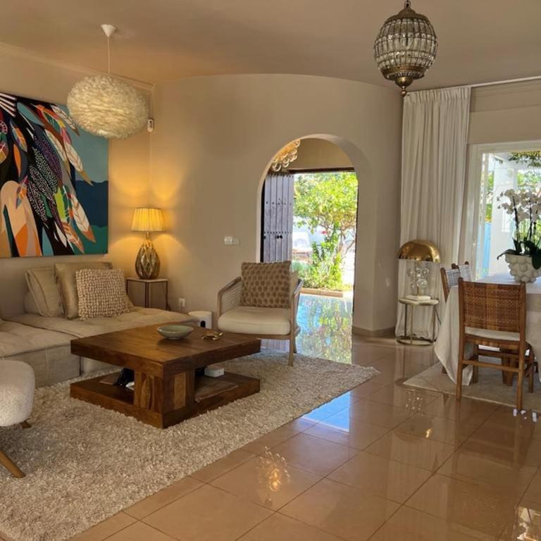 Lovely villa in San Pedro de Alcantara, Marbella - Villa de 3 dormitorios - 4