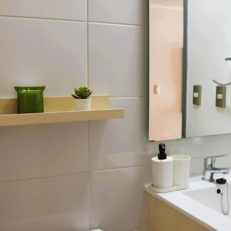 HOM Depto 2D2B Santiago Centro metro Moneda 3PAX AP406 - Apartamento - 34